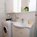 In With Sea View, Balcony, Air Conditioning, Wifi 5146-3 Duće