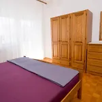 In With Sea View, Balcony, Air Conditioning, Wifi 5146-3 * Duće