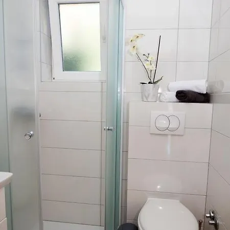 In With Sea View, Balcony, Air Conditioning, Wifi 5146-3 Duće