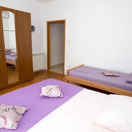 Apartment In With Sea View, Balcony, Air Conditioning, Wifi 5146-3 *