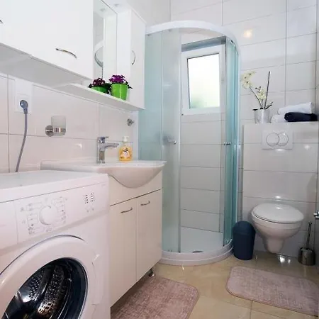 아파트 In With Sea View, Balcony, Air Conditioning, Wifi 5146-3
